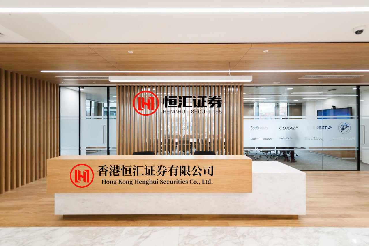 融鑫配资APP下载 邓杰娜获批担任中意财险审计责任人